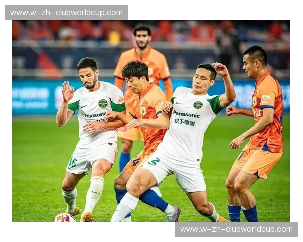 橙狮怒吼与湘江坚韧：山东鲁能VS长沙金德，那些年我们追过的中超狂飙